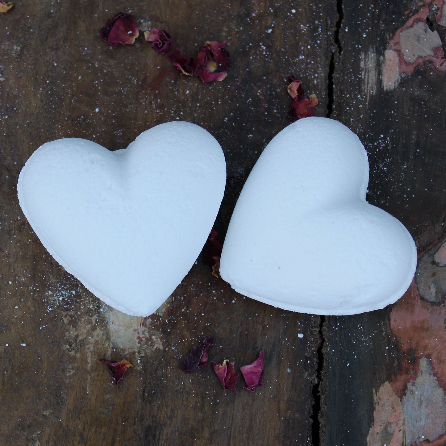 Love Heart Bath Bomb 70g - Coconut